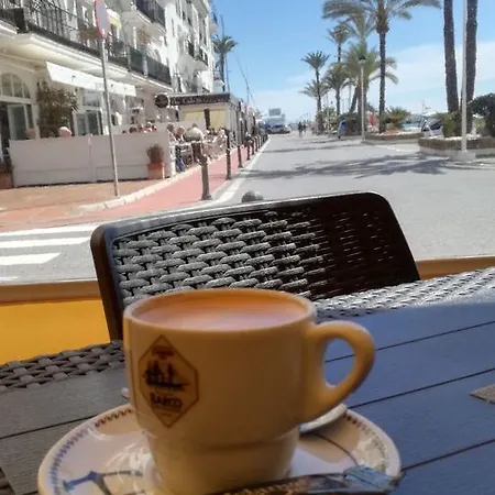 Puerto De La Duquesa Sea View